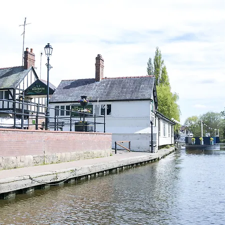 The Boathouse Inn & Riverside Rooms-2
